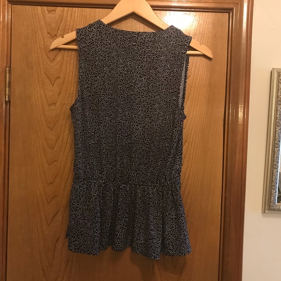 BANANA REPUBLIC blue polka dot top - Picture 3 of 5